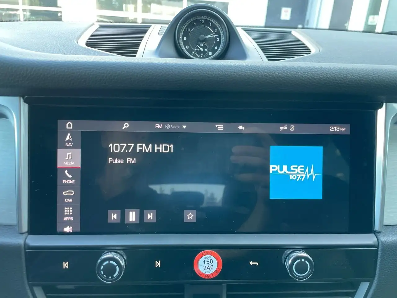 Porsche Macan - Image 24