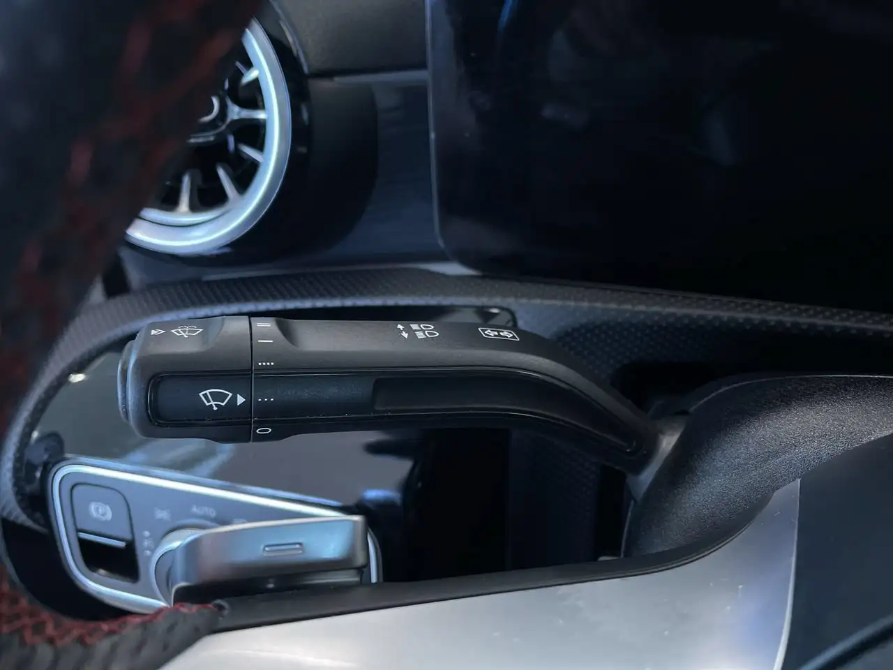Mercedes-Benz CLA - Image 22