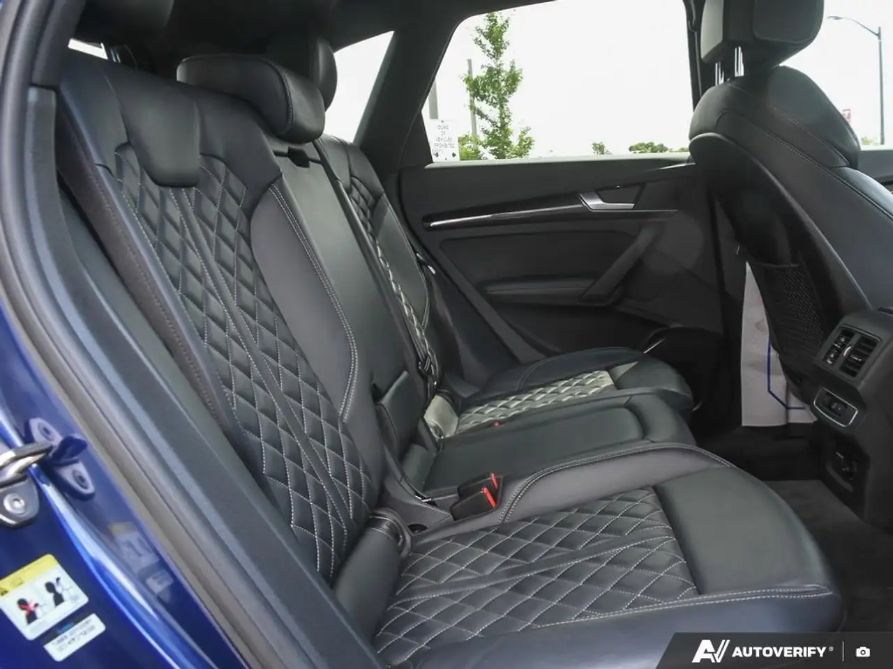 Audi SQ5 - Image 10