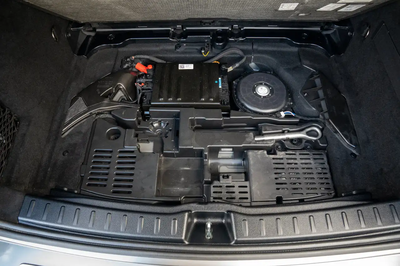 Mercedes-Benz GLA - Image 11