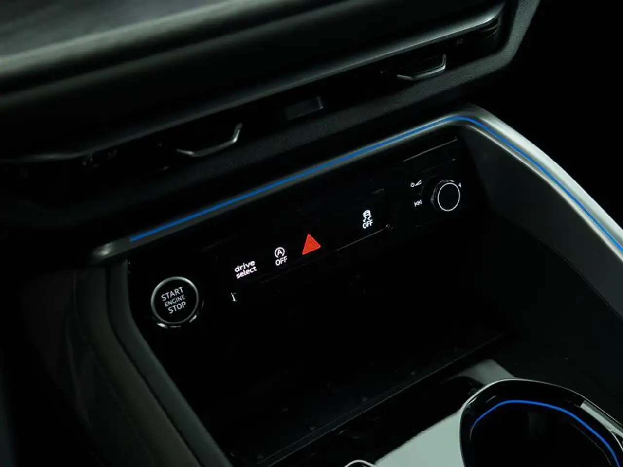 Audi Q5 - Image 32