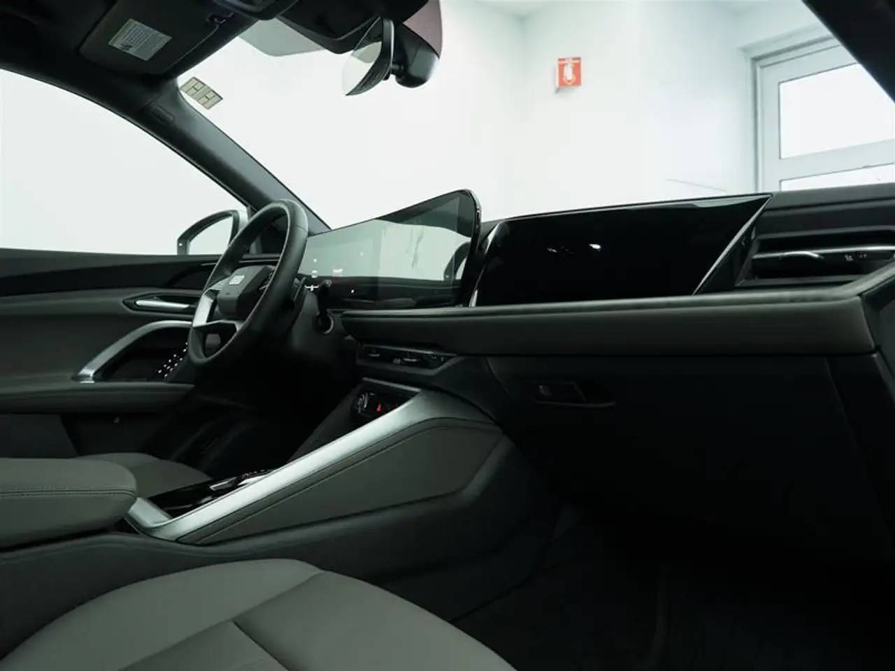 Audi Q5 - Image 19