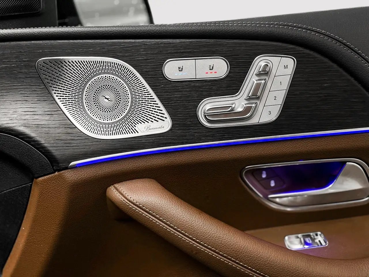 Mercedes-Benz GLE - Image 18