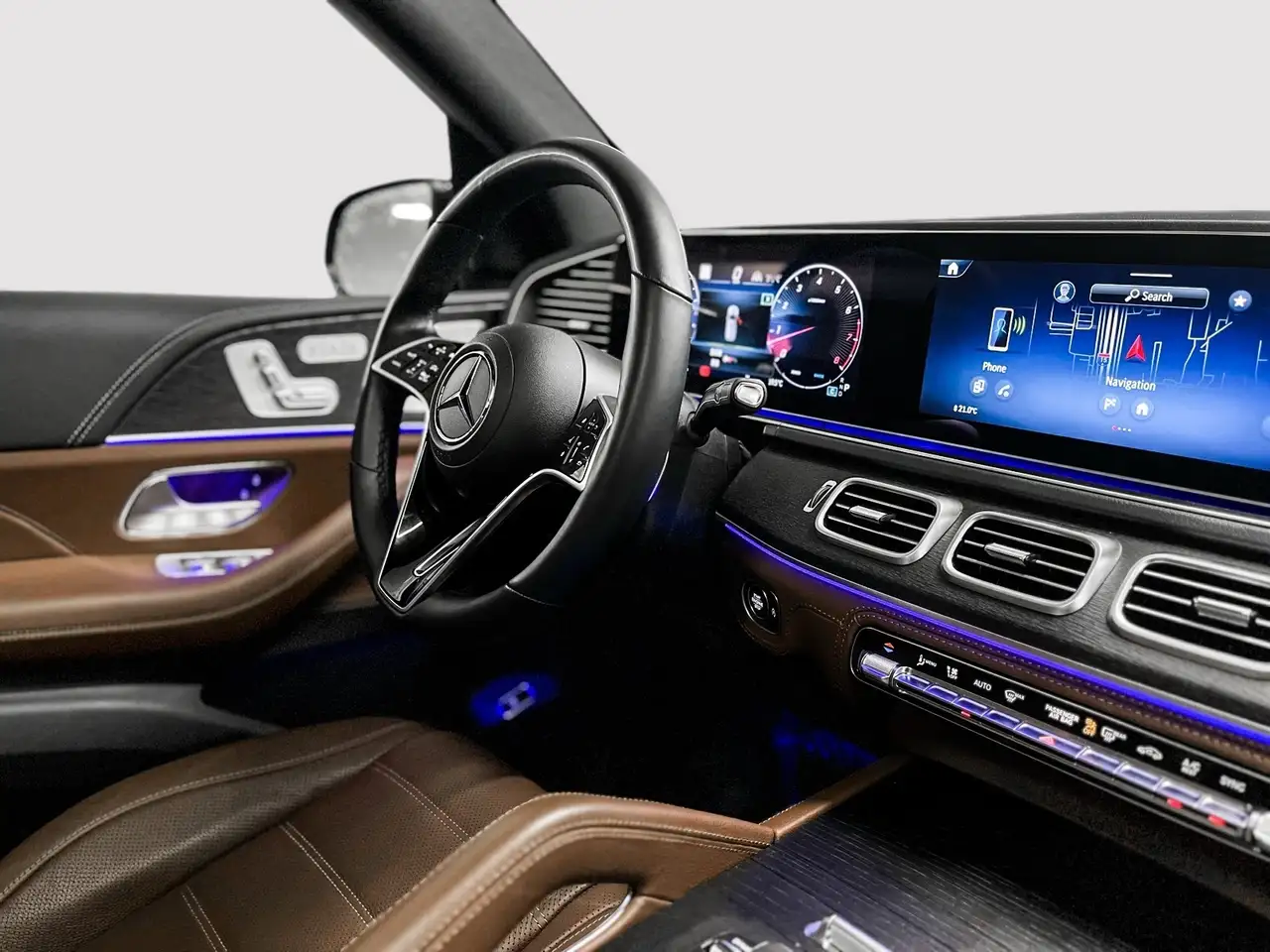 Mercedes-Benz GLE - Image 16