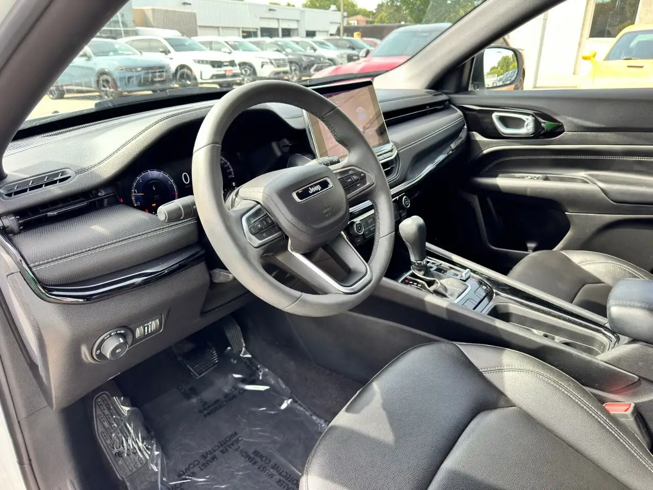 Jeep Compass - Image 16