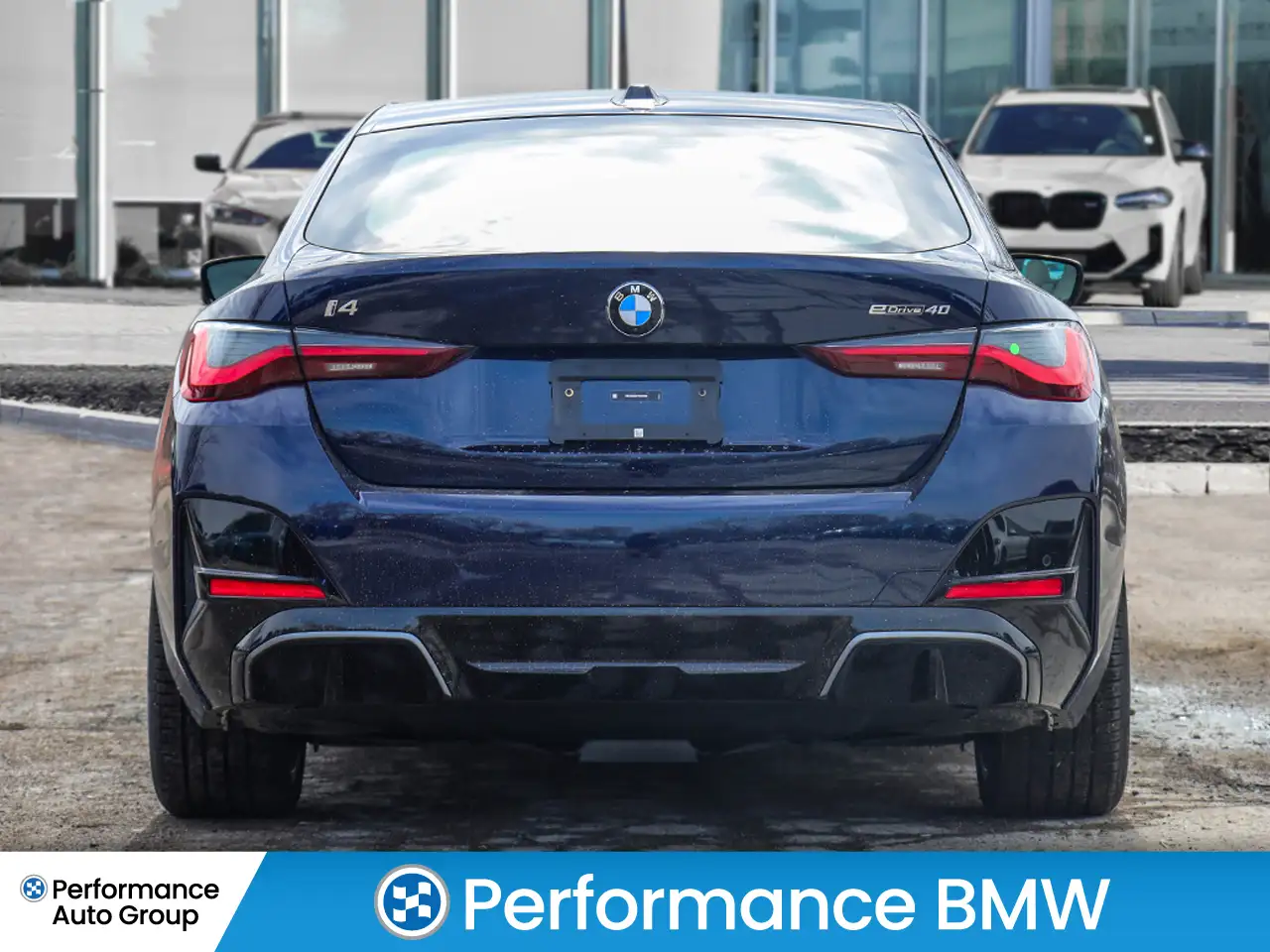 BMW i4 - Image 6