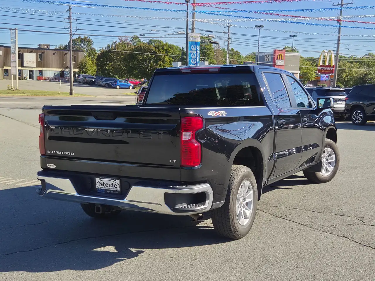 Chevrolet Silverado 1500 - Image 20