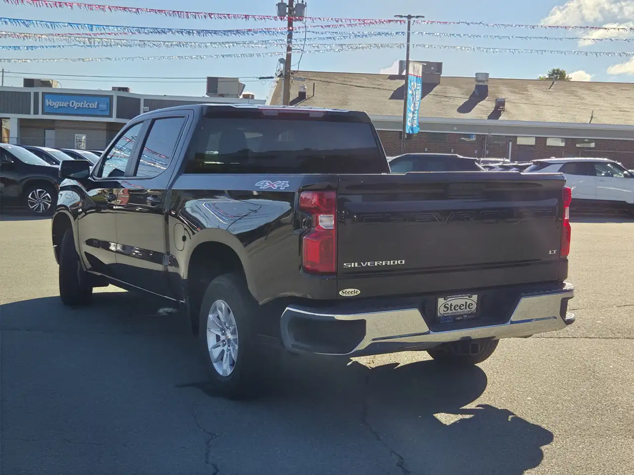 Chevrolet Silverado 1500 - Image 22