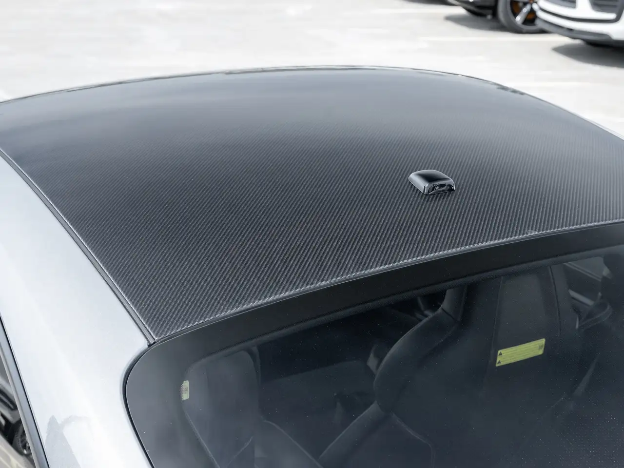 Porsche 911 - Image 16
