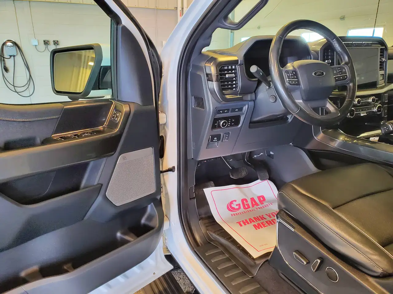 Ford F-150 - Image 19