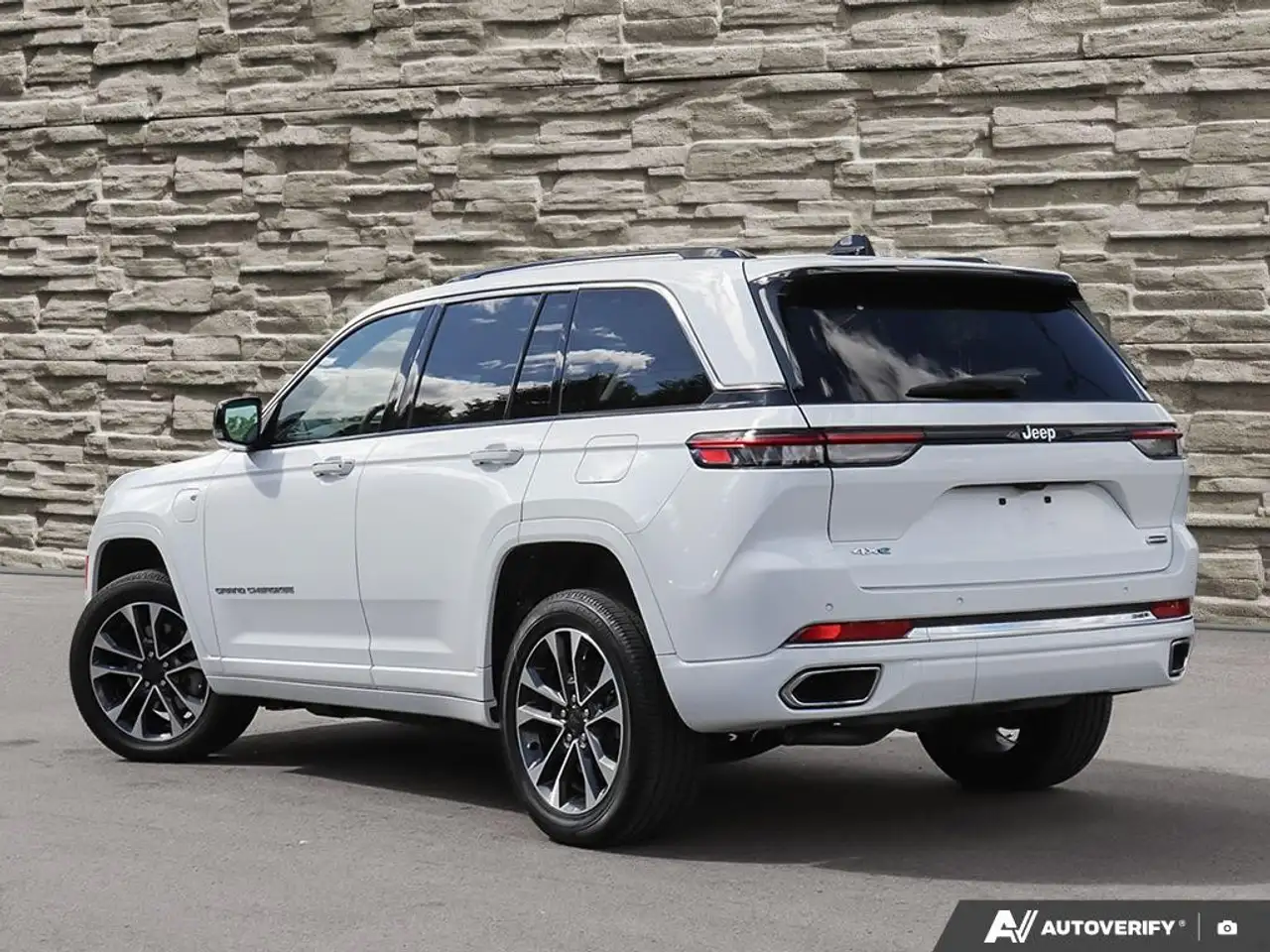Jeep Grand Cherokee - Image 4