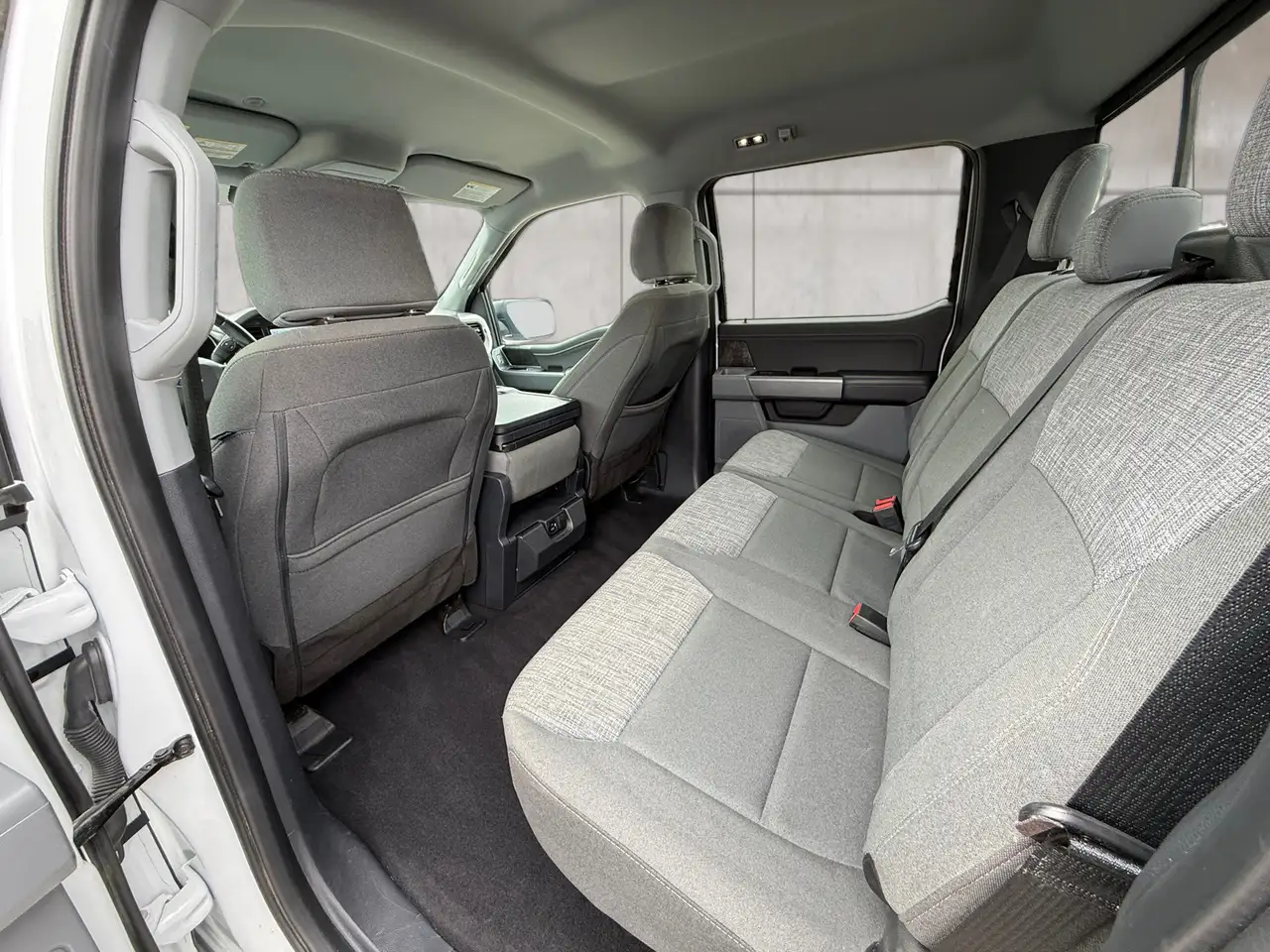 Ford F-150 - Image 12
