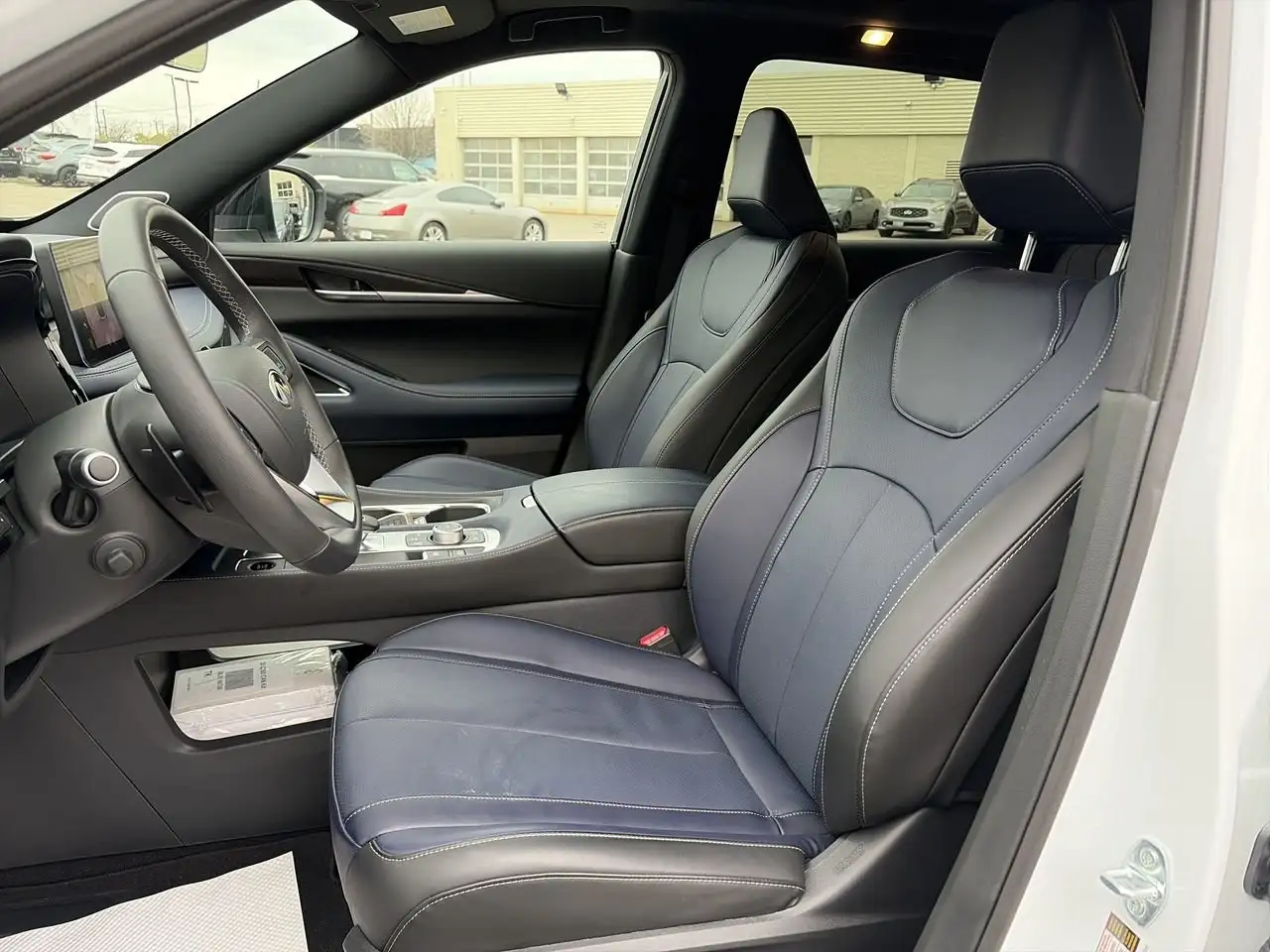 Infiniti QX60 - Image 19
