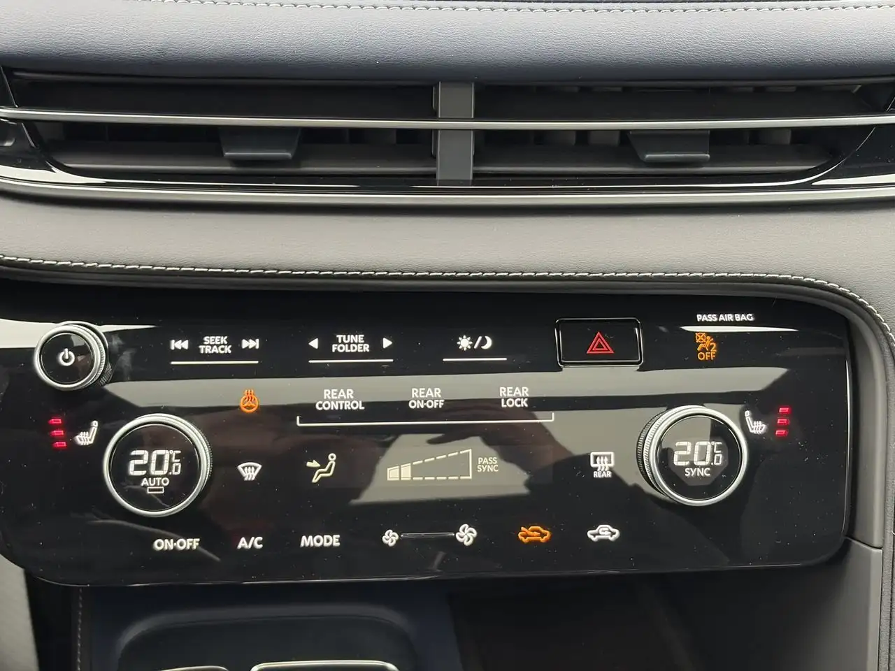 Infiniti QX60 - Image 27