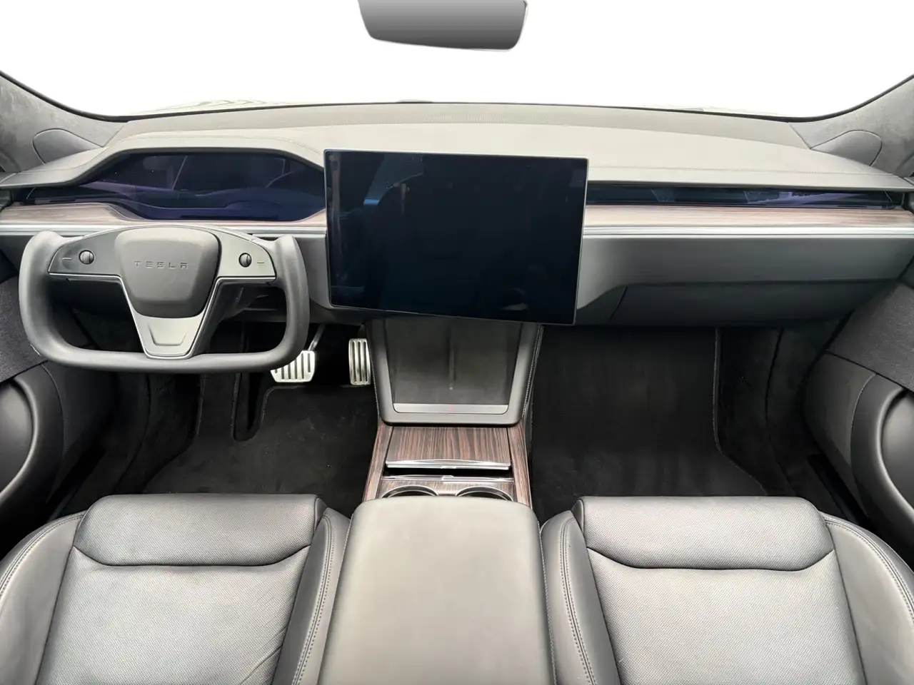 Tesla Model S - Image 28