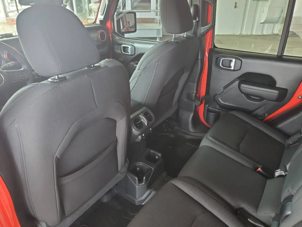 Jeep Gladiator - Image 24