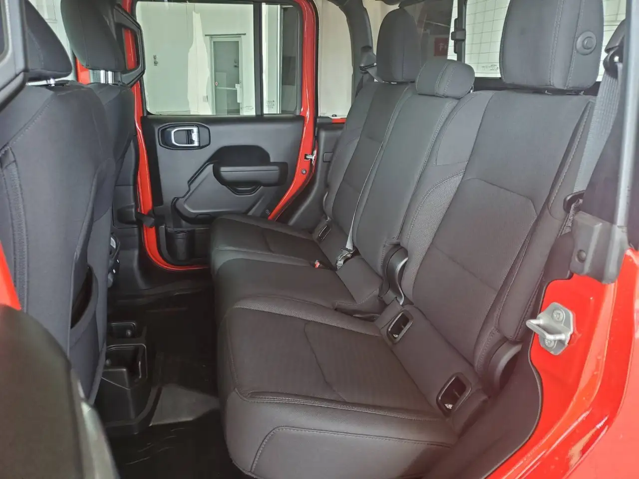 Jeep Gladiator - Image 23