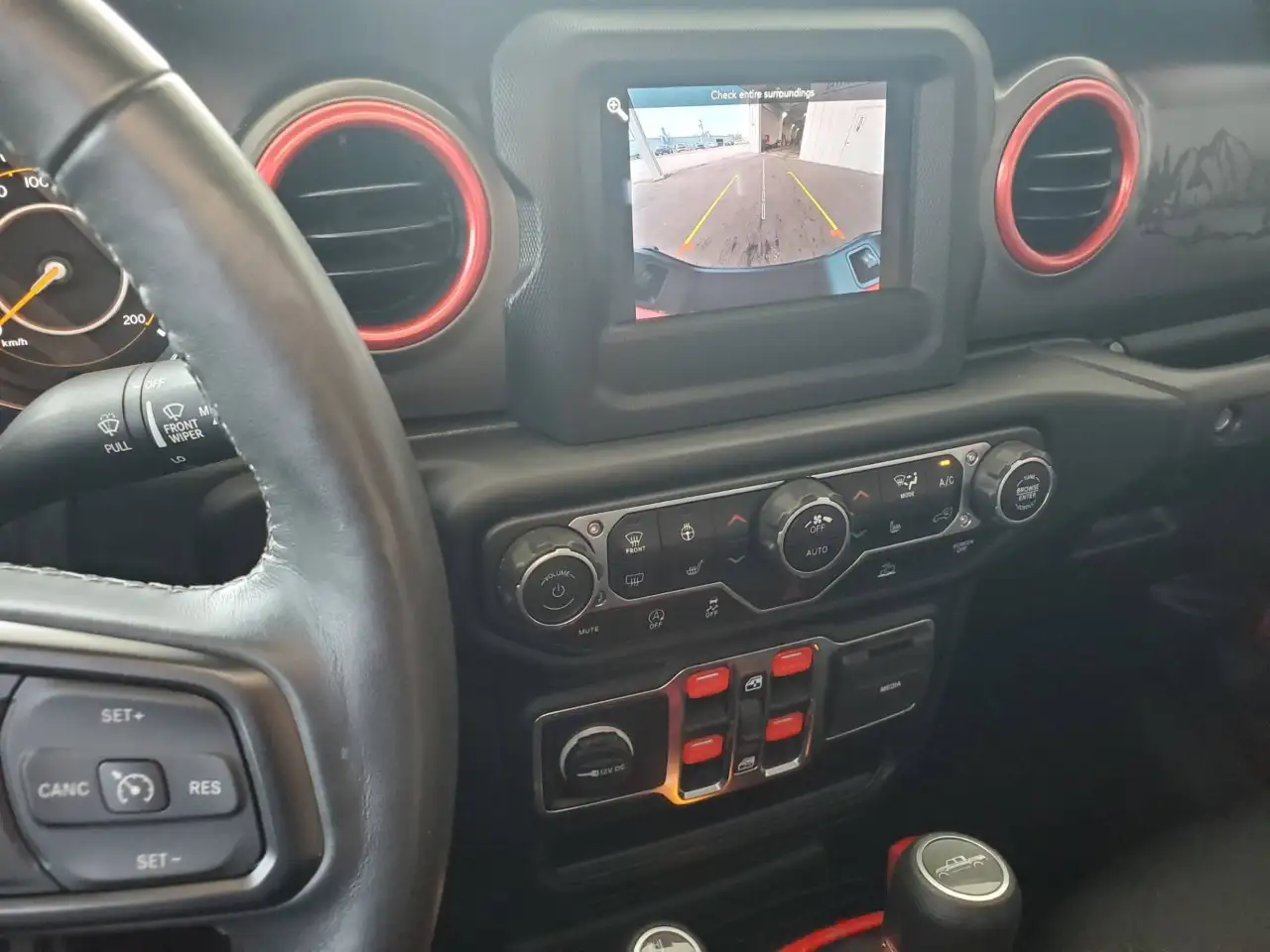 Jeep Gladiator - Image 17