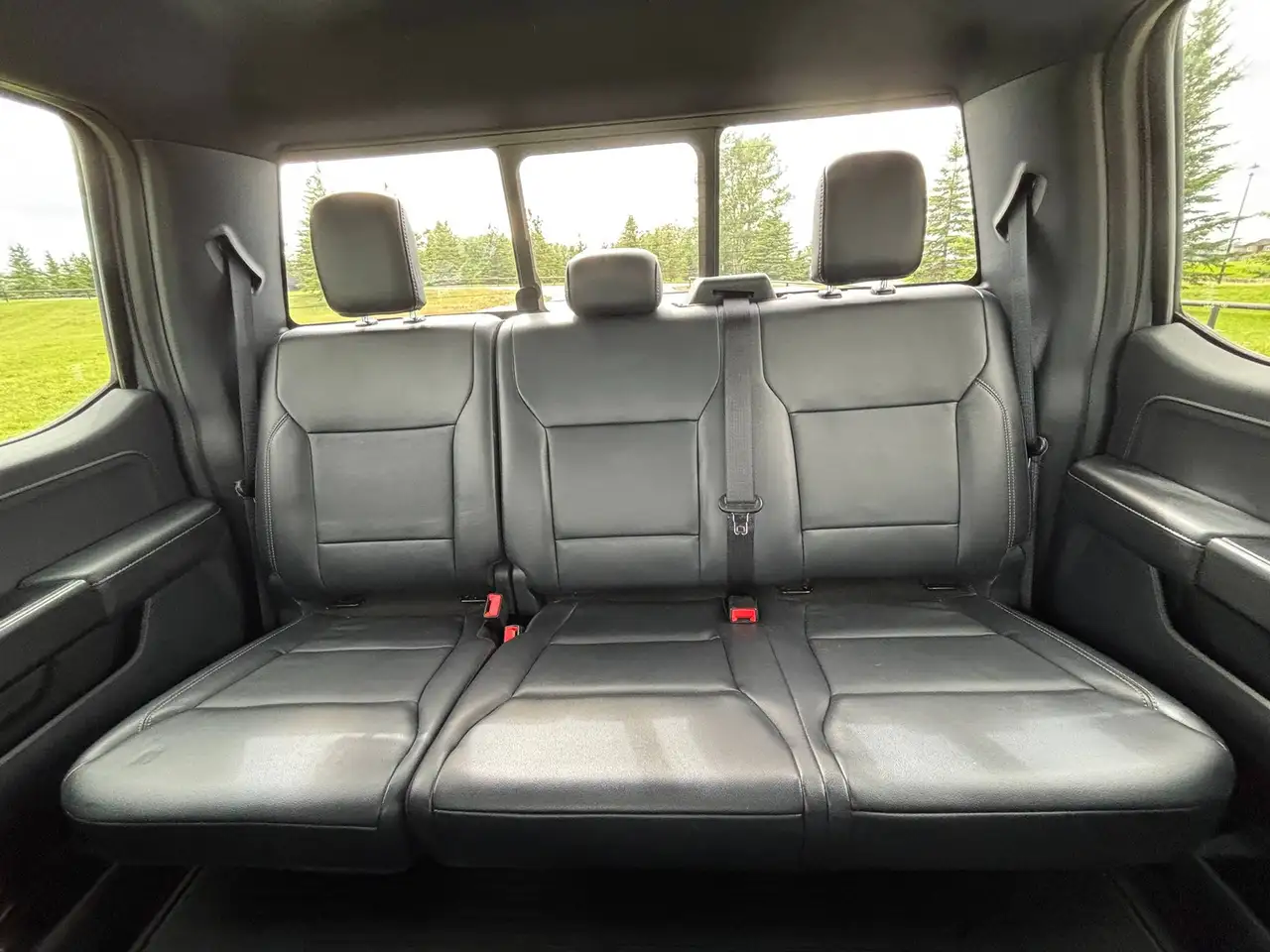Ford F-150 - Image 17
