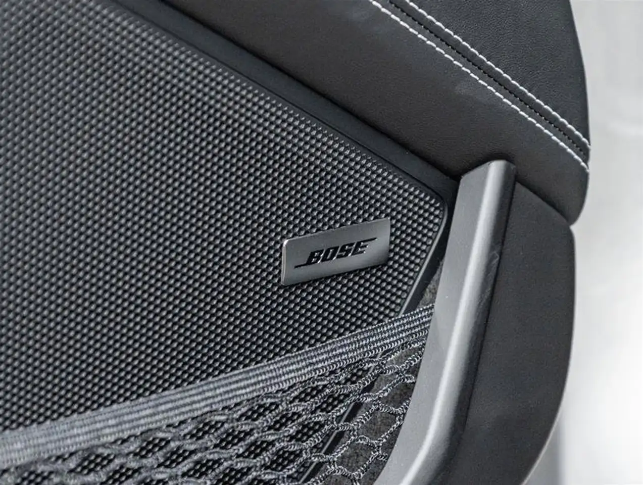 Porsche 911 - Image 41