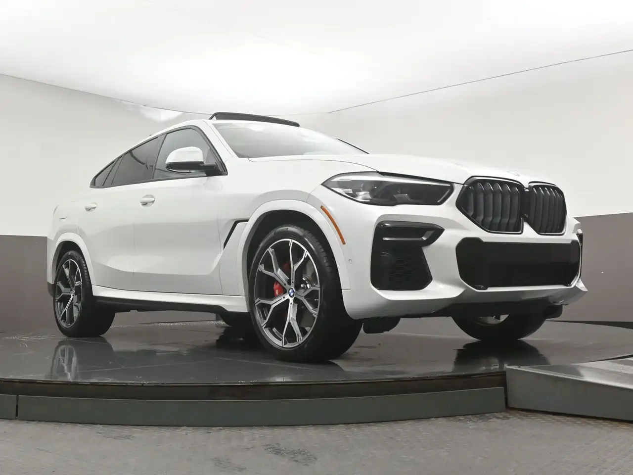 BMW X6 - Image 43