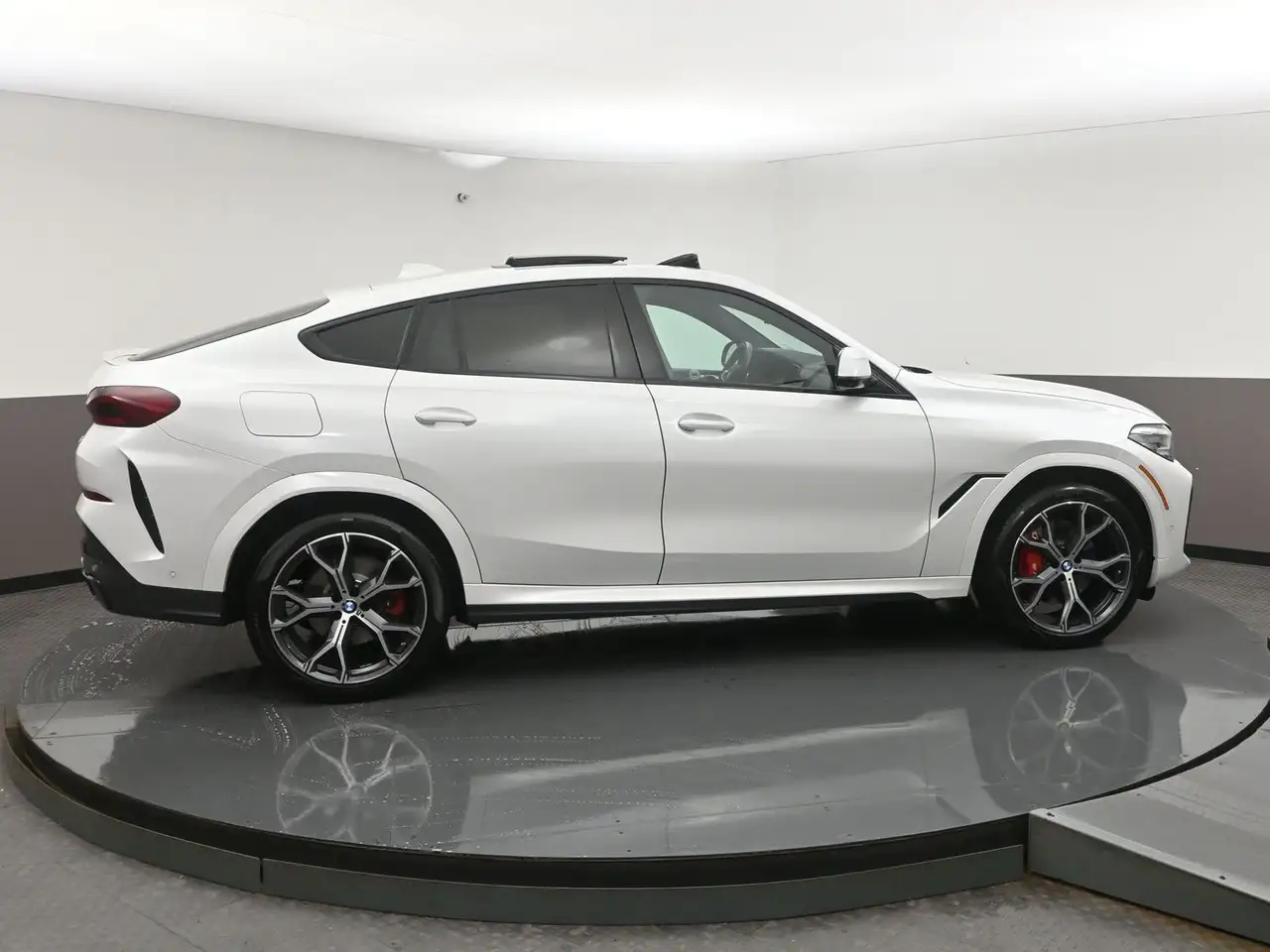 BMW X6 - Image 42