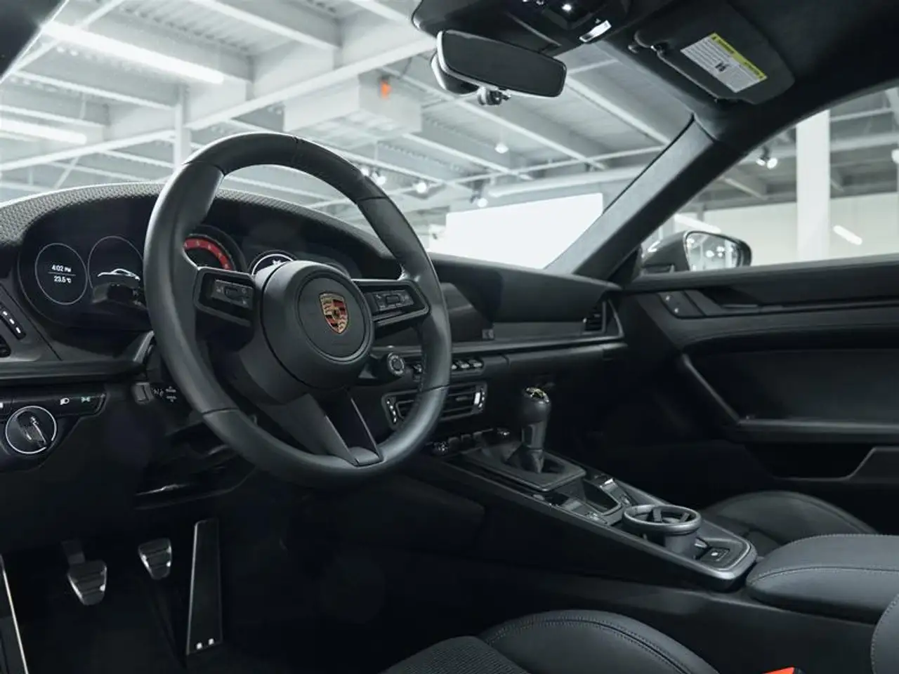 Porsche 911 - Image 20