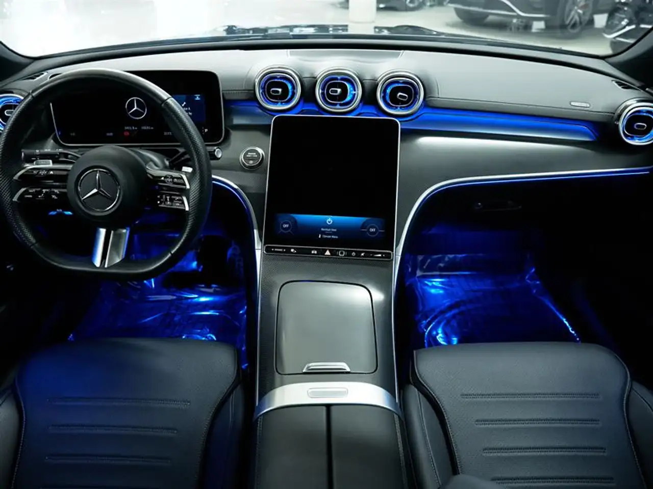 Mercedes-Benz C-Class - Image 25