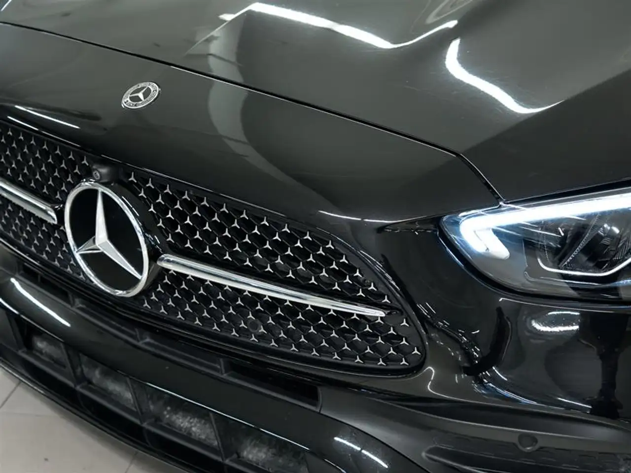 Mercedes-Benz C-Class - Image 10