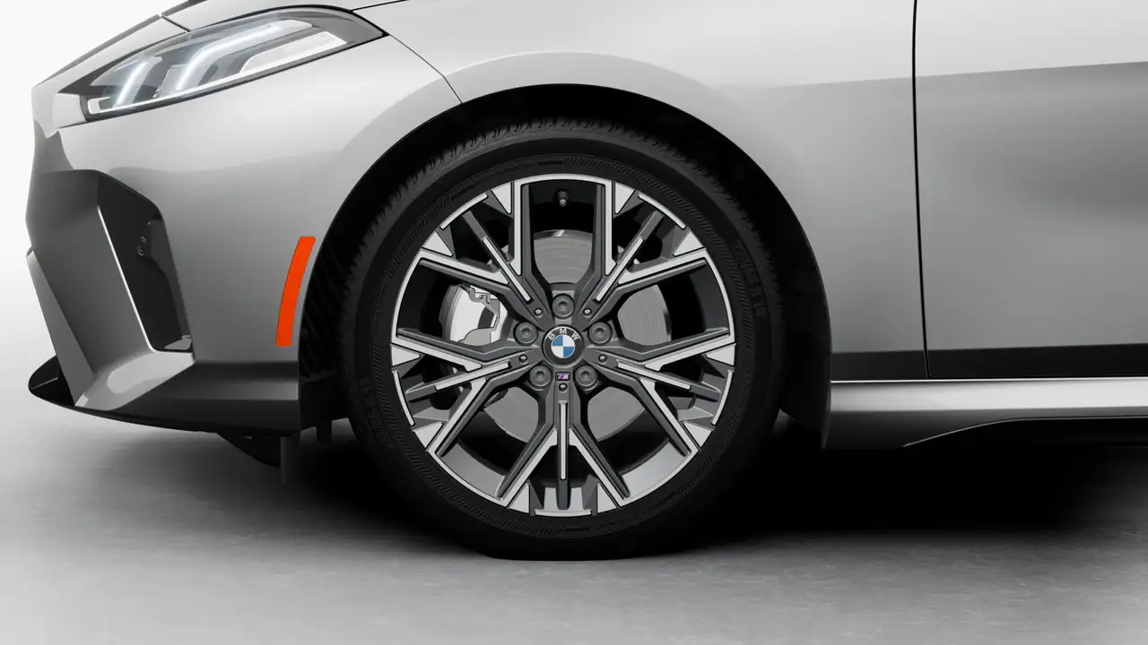 BMW 2 Series - Image 10