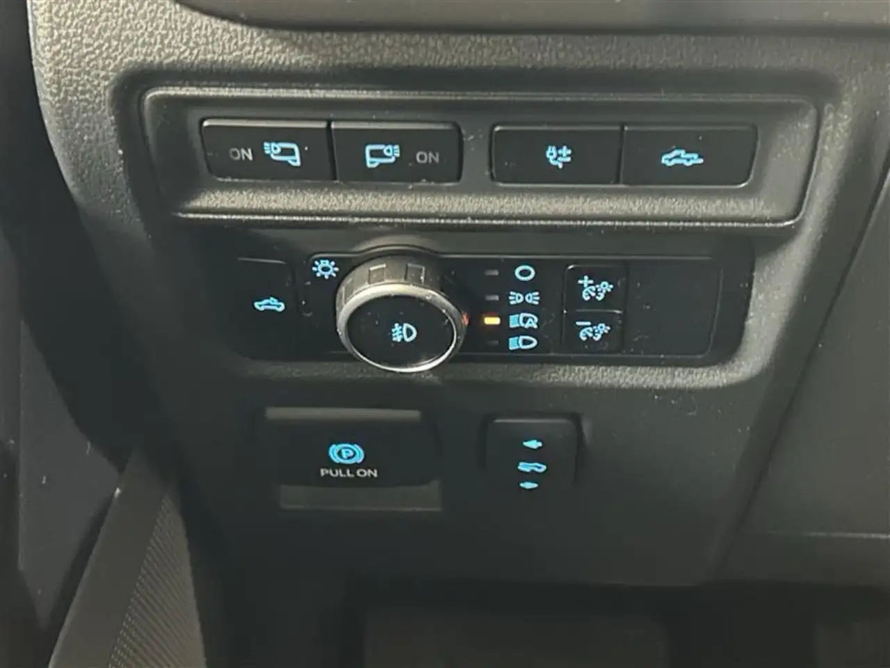 Ford F-150 - Image 16