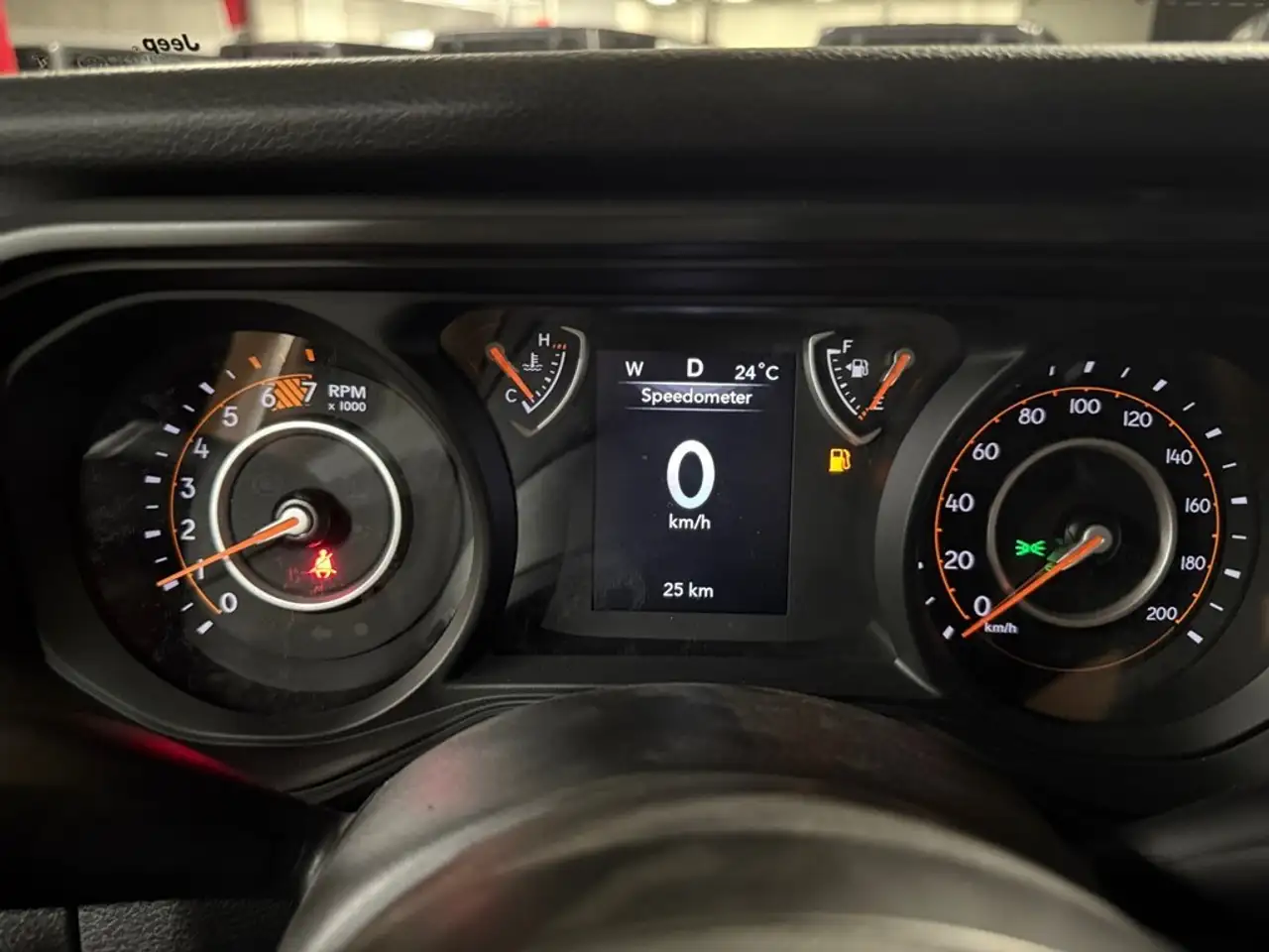 Jeep Wrangler - Image 14