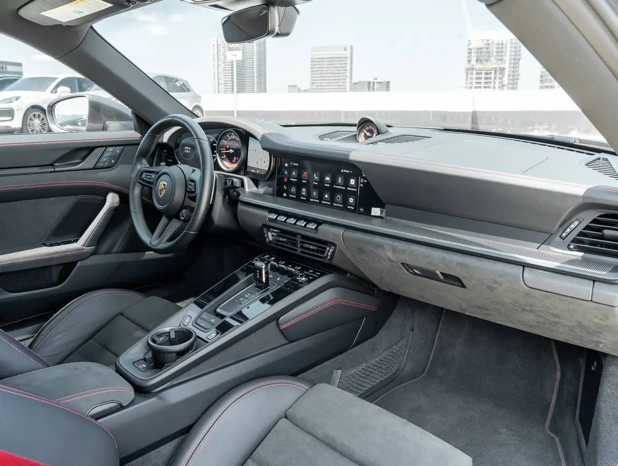 Porsche 911 - Image 38