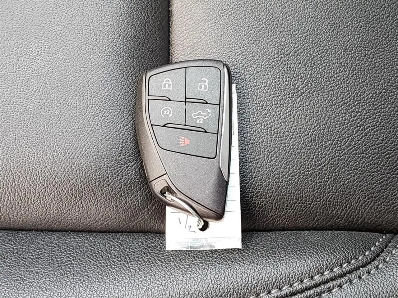 Chevrolet Silverado 1500 - Image 49
