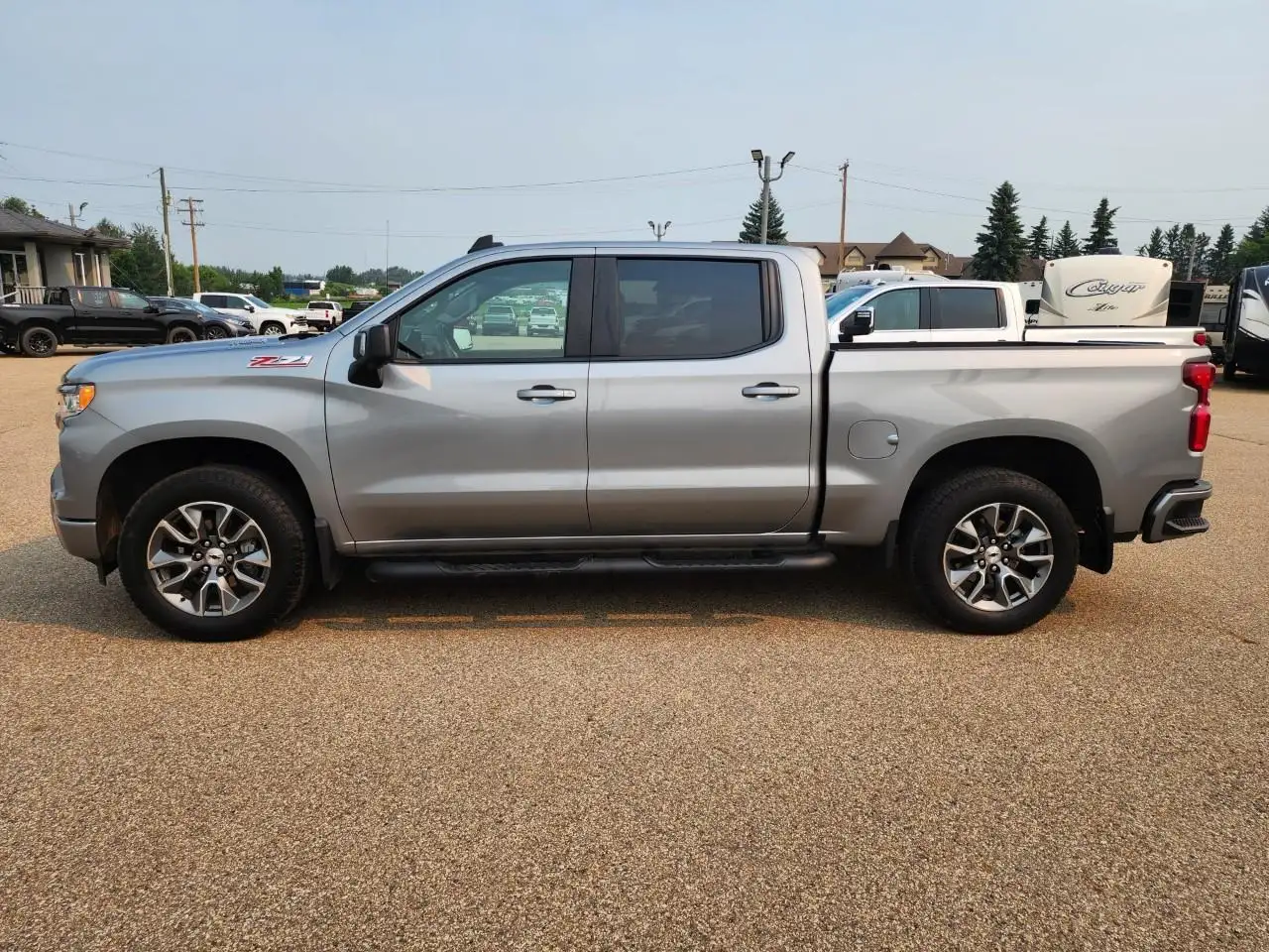 Chevrolet Silverado 1500 - Image 3