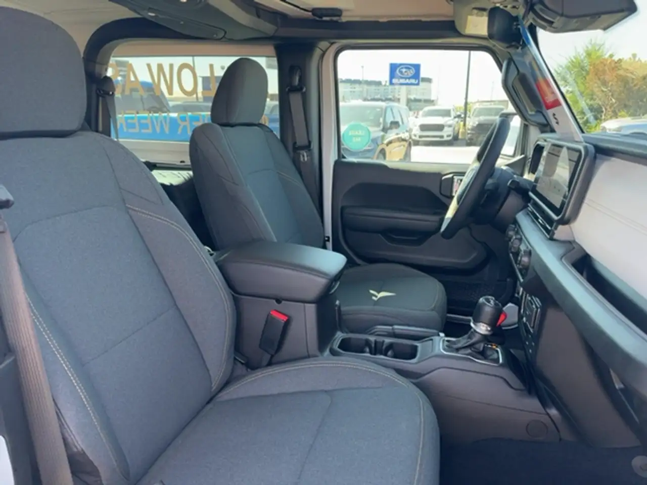Jeep Wrangler - Image 15