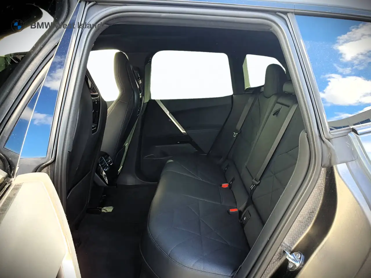 BMW iX - Image 26
