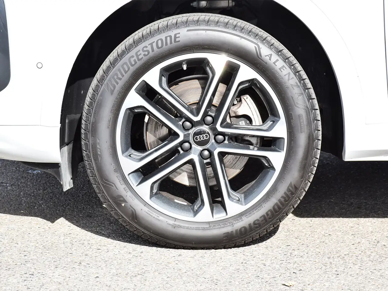 Audi Q5 - Image 9