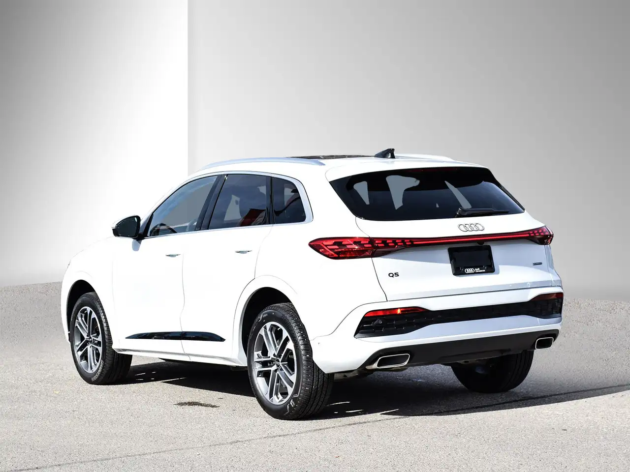 Audi Q5 - Image 5