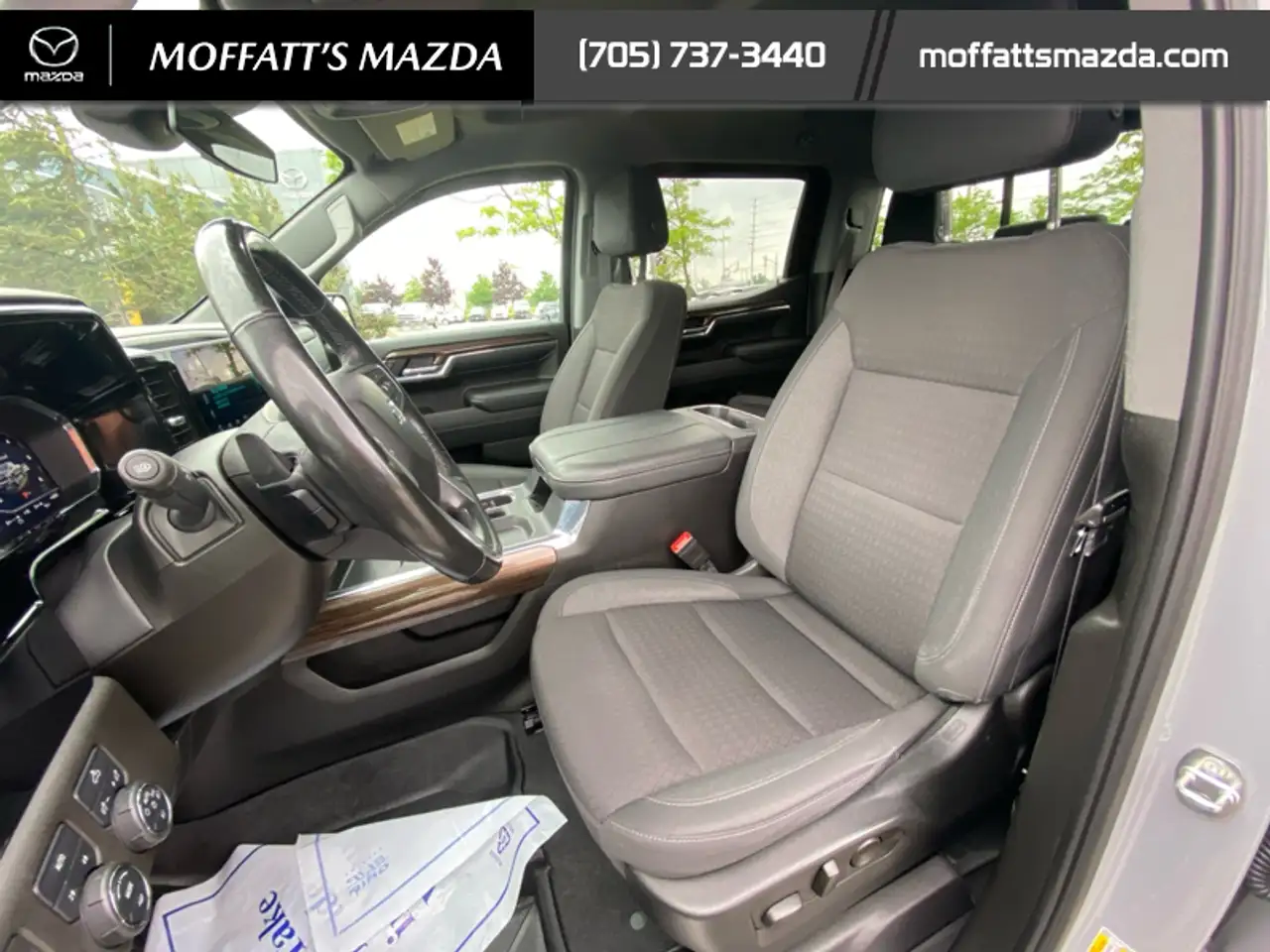 Chevrolet Silverado 1500 - Image 35