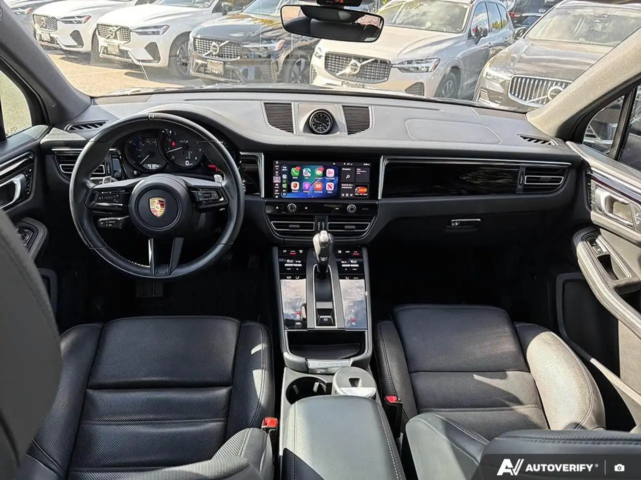Porsche Macan - Image 23