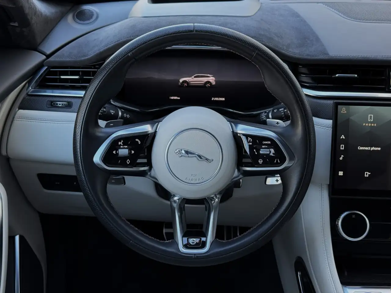 Jaguar F-Pace - Image 17