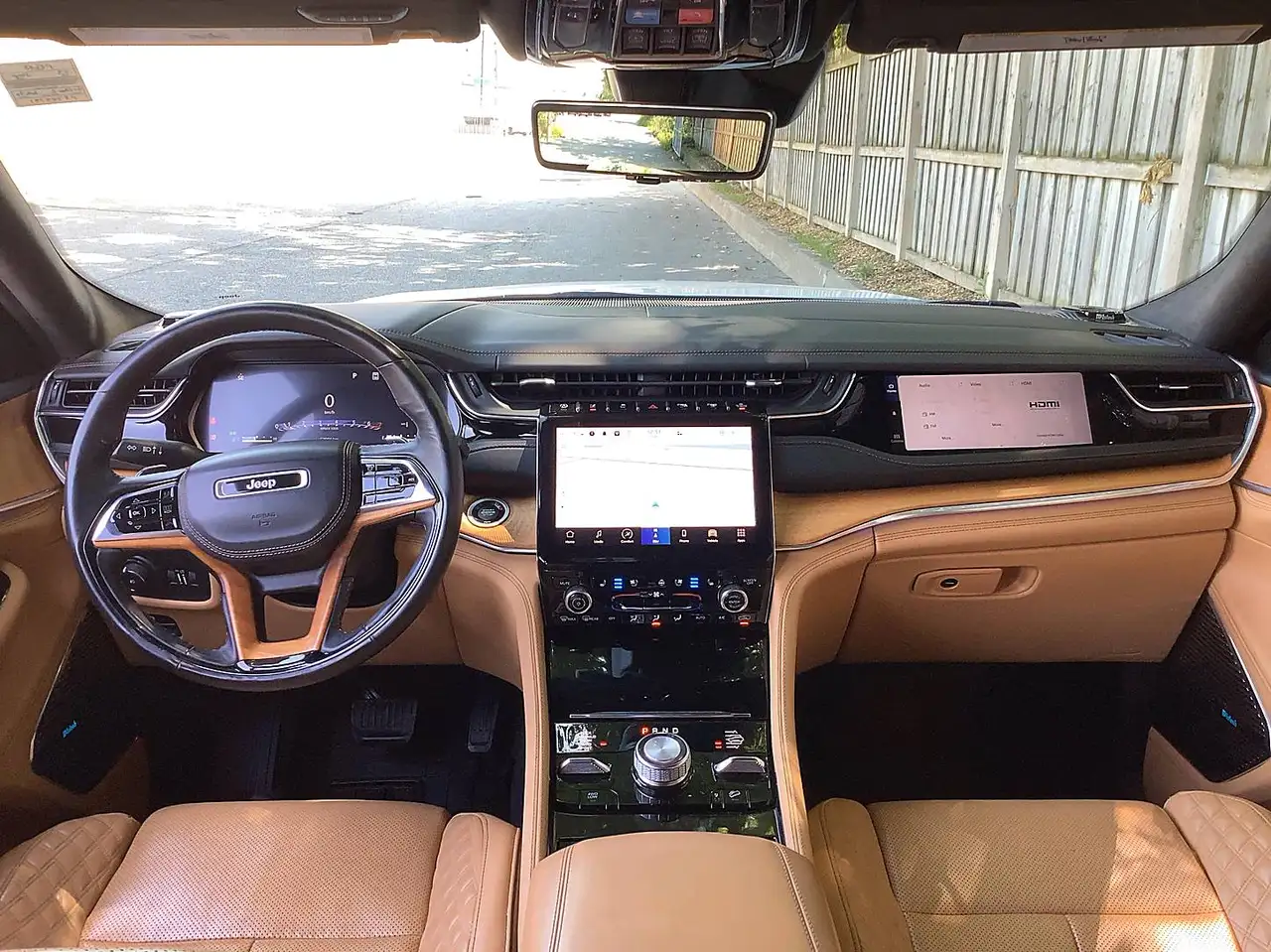 Jeep Grand Cherokee - Image 7