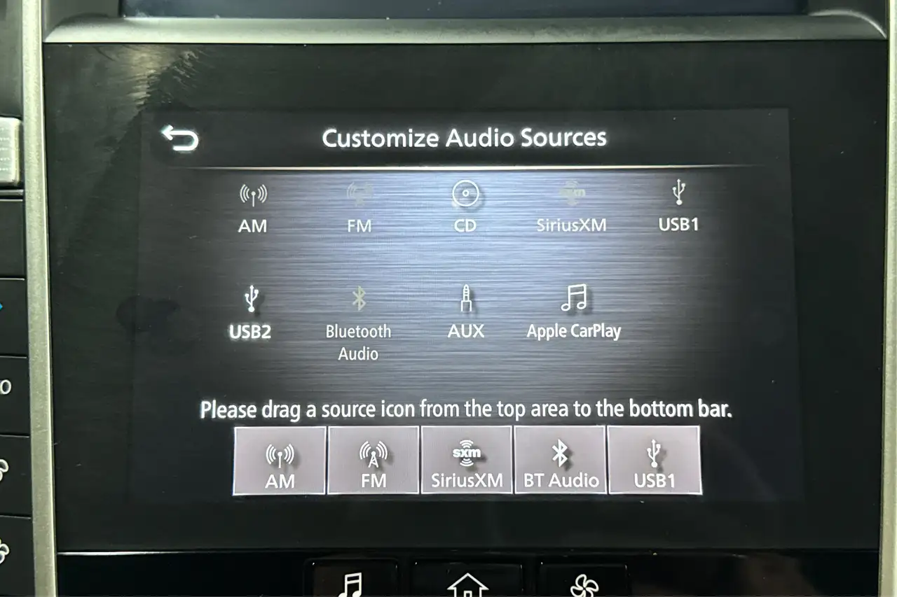 Infiniti Q50 - Image 32