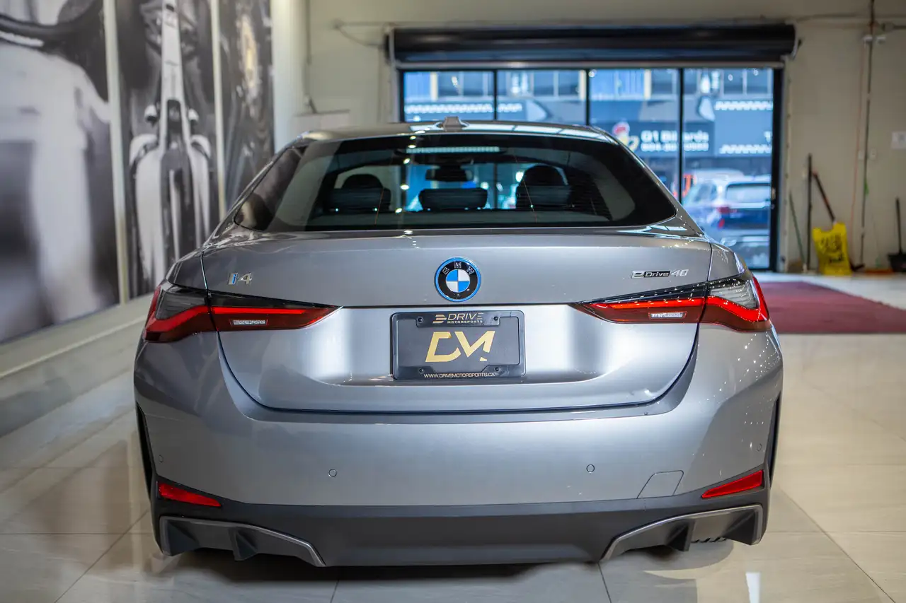 BMW i4 - Image 4