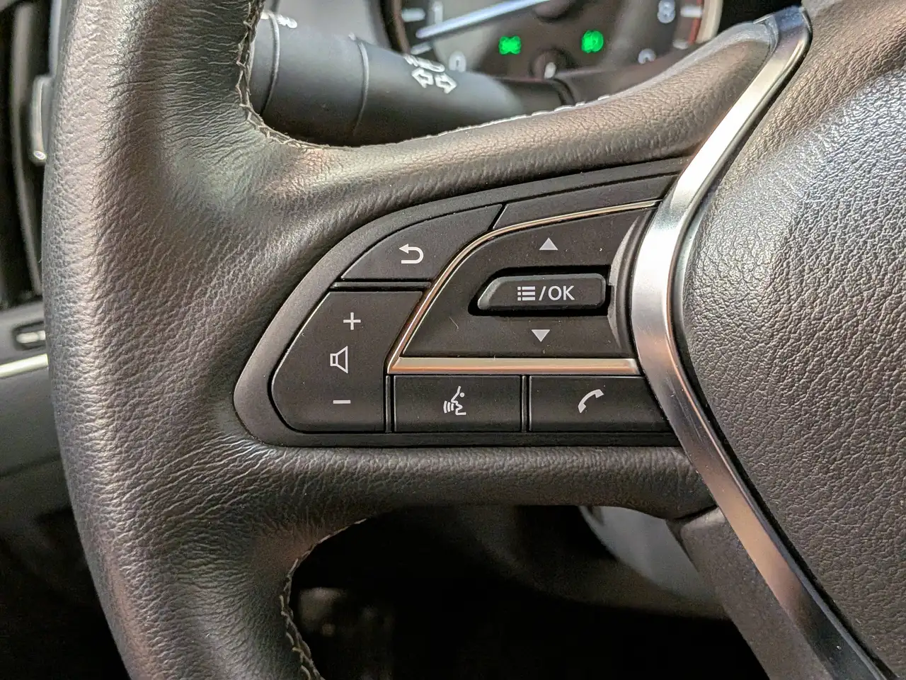 Infiniti Q50 - Image 15