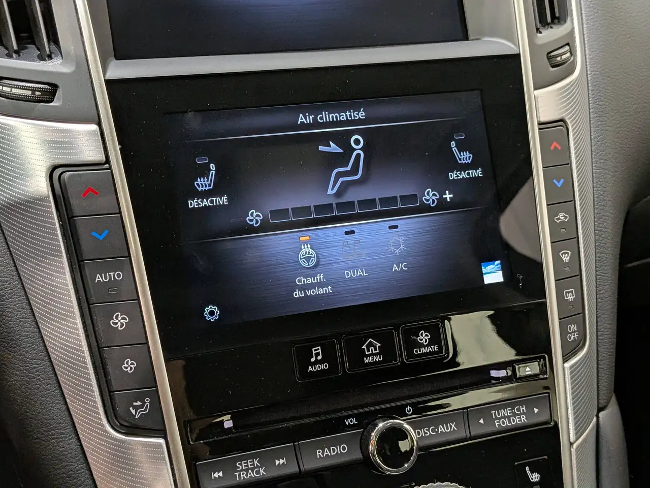 Infiniti Q50 - Image 23