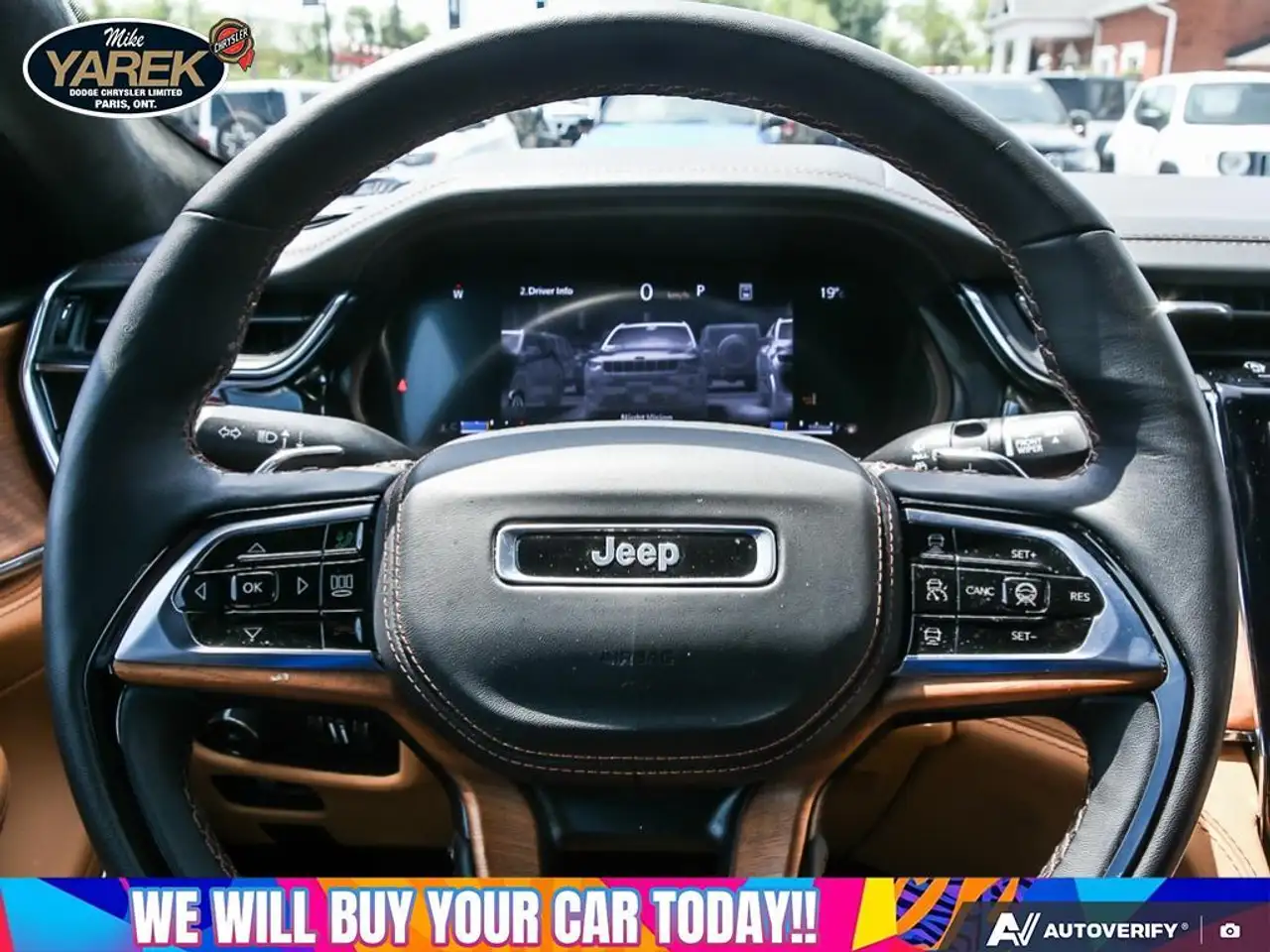 Jeep Grand Cherokee - Image 14