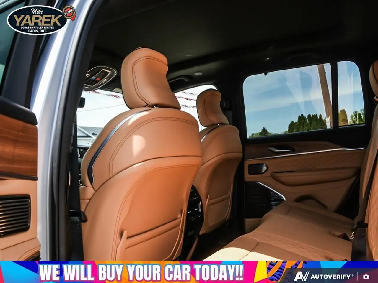 Jeep Grand Cherokee - Image 24