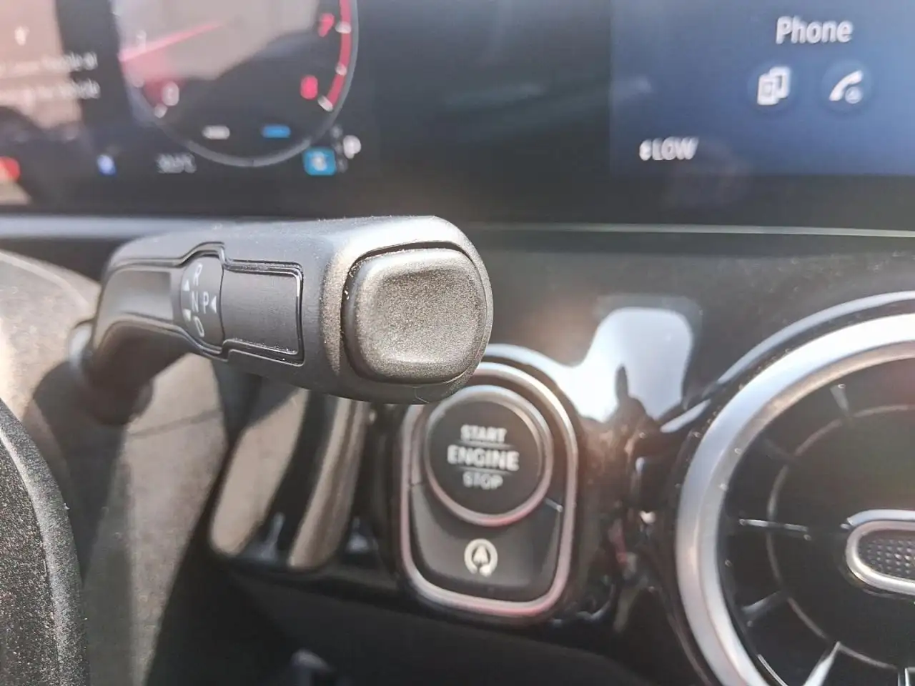 Mercedes-Benz GLA - Image 17